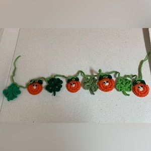 St Patrick Leprechaun Shamrock Garland New Handmade Crochet